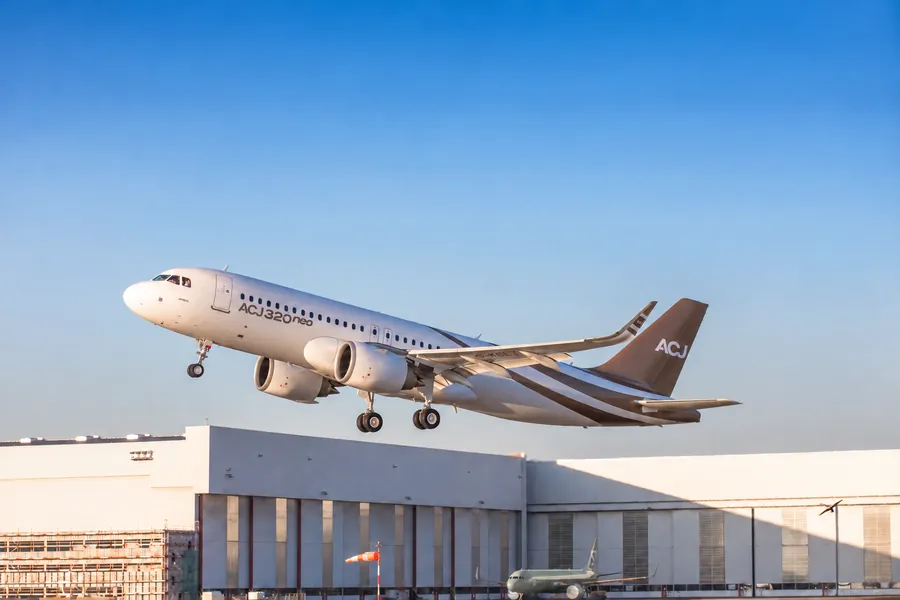 Airbus ACJ320neo