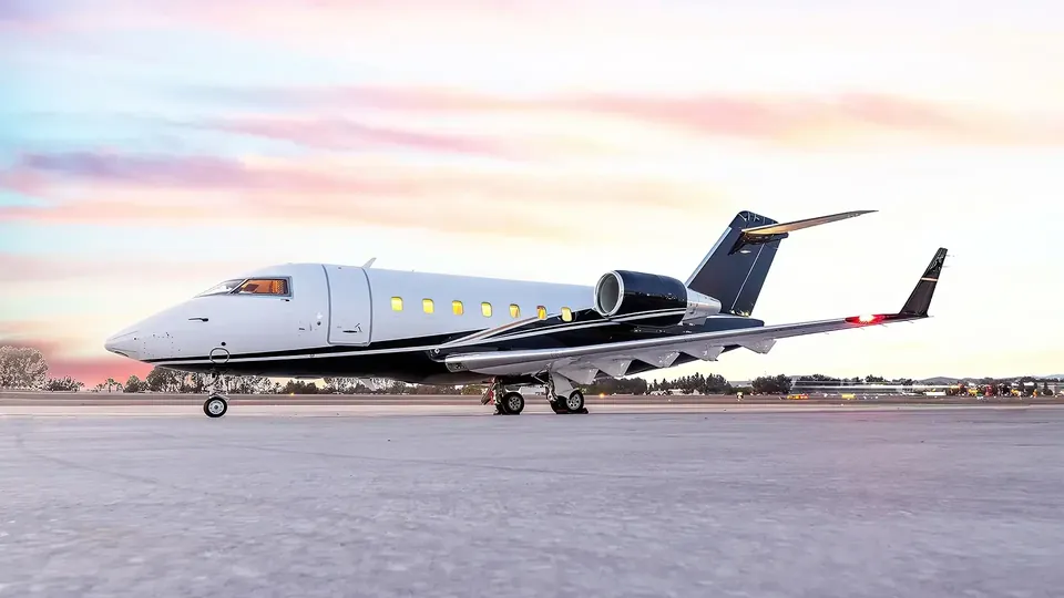 Challenger 604