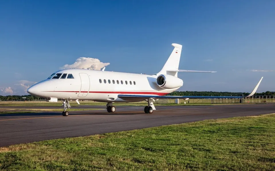 Dassault Falcon 2000LX