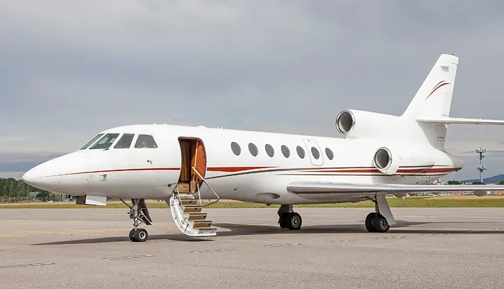 Dassault Falcon 50
