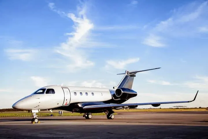 Embraer Legacy 450