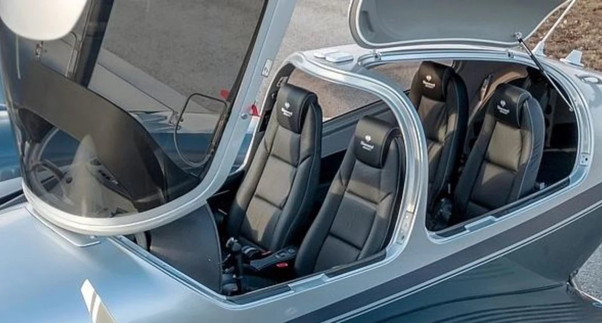 Diamond DA42 example cabin interior